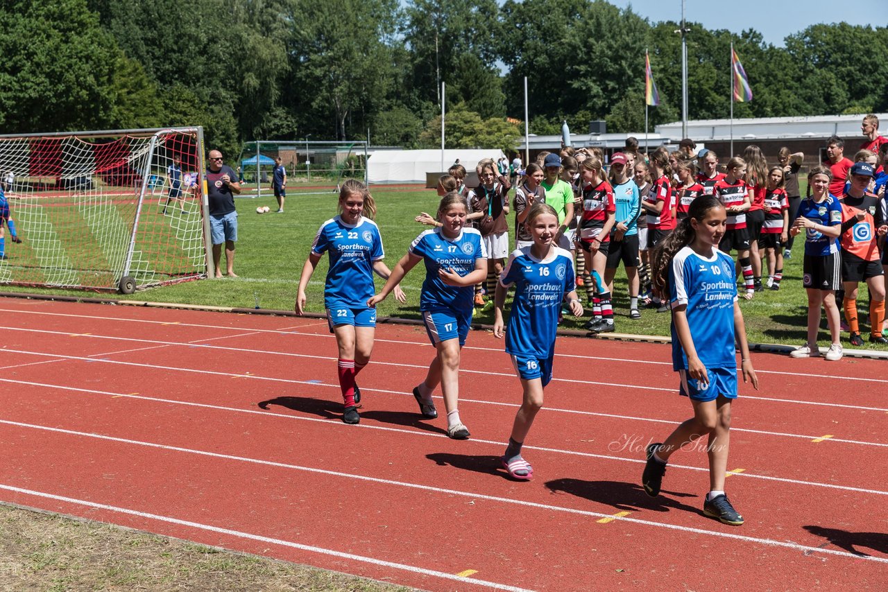 Bild 99 - Loewinnen Cup